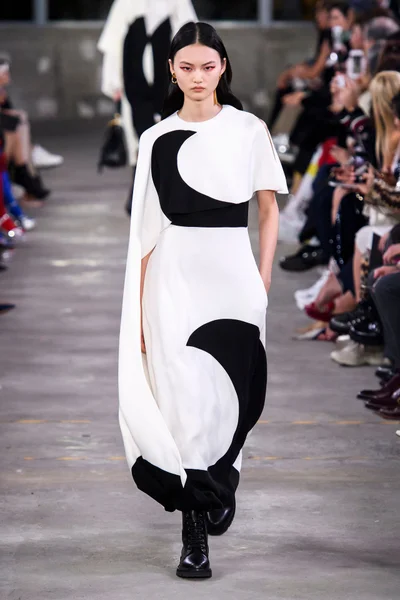 Look 39